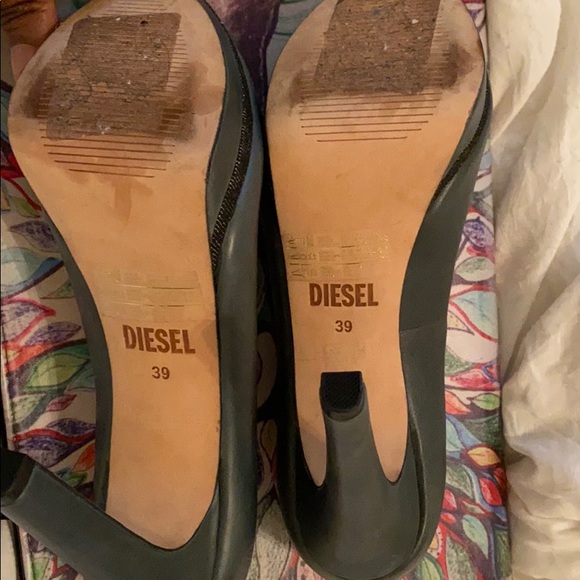 Shoes - Picture 3 of 3